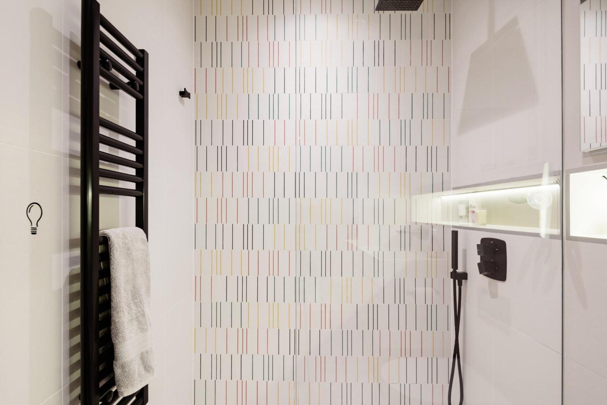 Modern Apartment & Rooms At Charing Cross Лондон Экстерьер фото