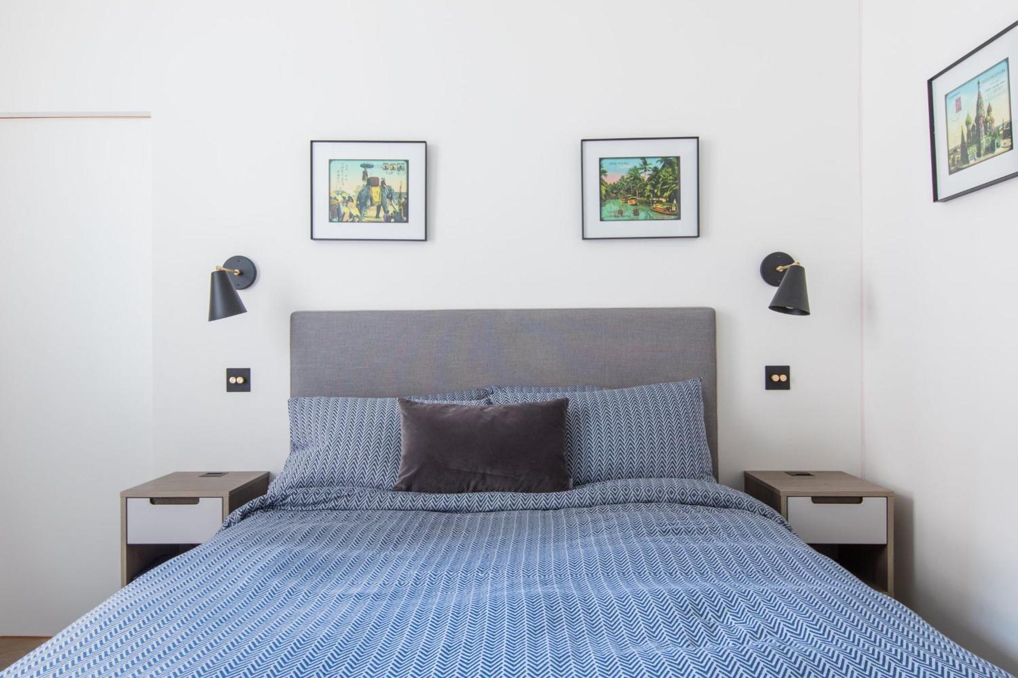 Modern Apartment & Rooms At Charing Cross Лондон Экстерьер фото